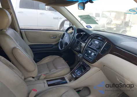 2002 Toyota Highlander Limited V6 from USA, damaged, VIN JTEGF21A320031869